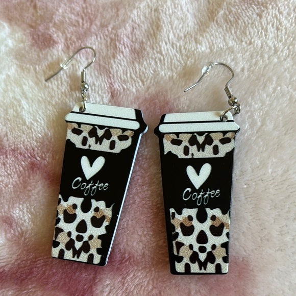 Leopard Print Coffee Cup Fashion Pierced Earrings NWT 3” x 1” - Picture 2 of 10
